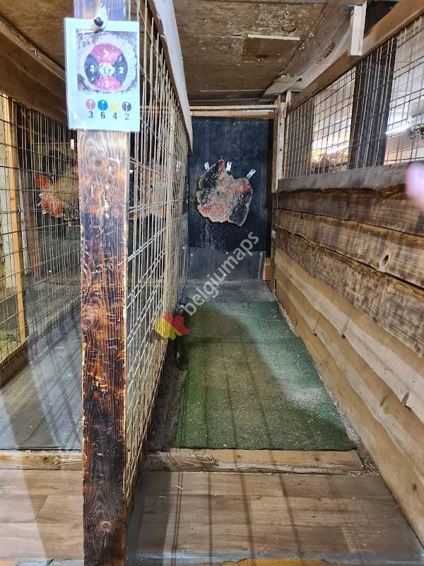 Le Drakkar Rouge - Bar Lancer De Haches Belgique