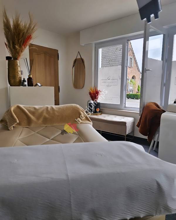 Oh my eyezzz lashbar