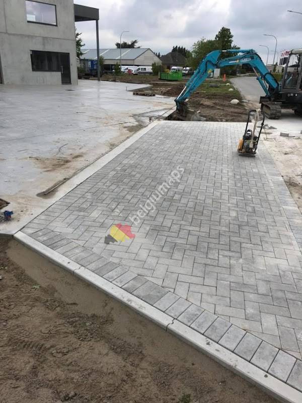 PAVÉE BV Verbouwing en verharding