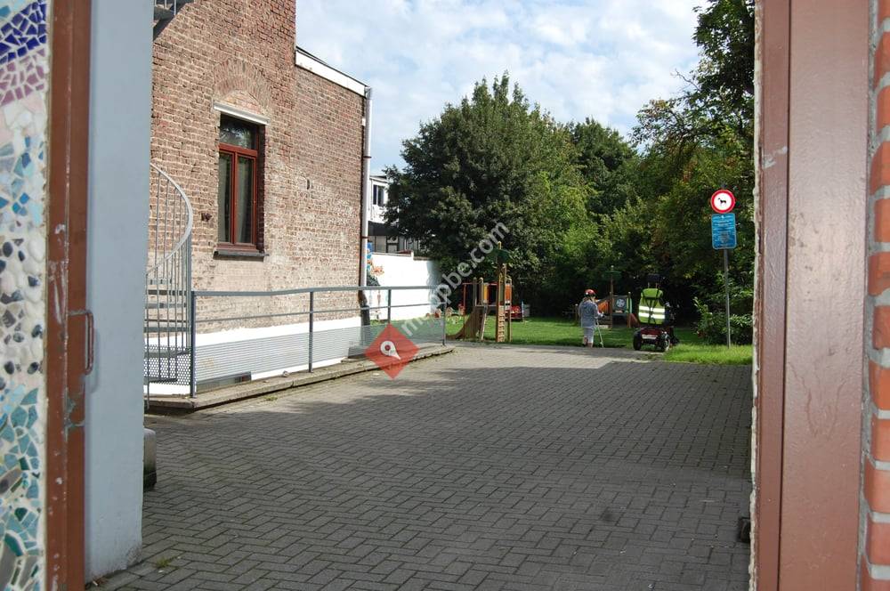 Plaque et parc commémoratifs Alice Itterbeek