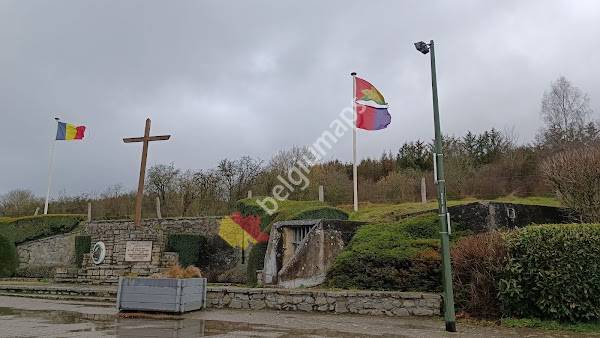 Tombe for the defence of Bastogne